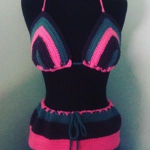 Crotchet top an skirt